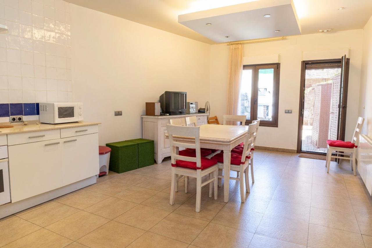 Apartamento Abuela Benita Cebreros Εξωτερικό φωτογραφία